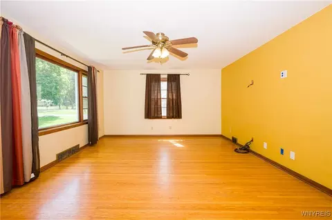 Living - 726 Schultz Rd, Elma, NY 14059 photo 1 of 4
