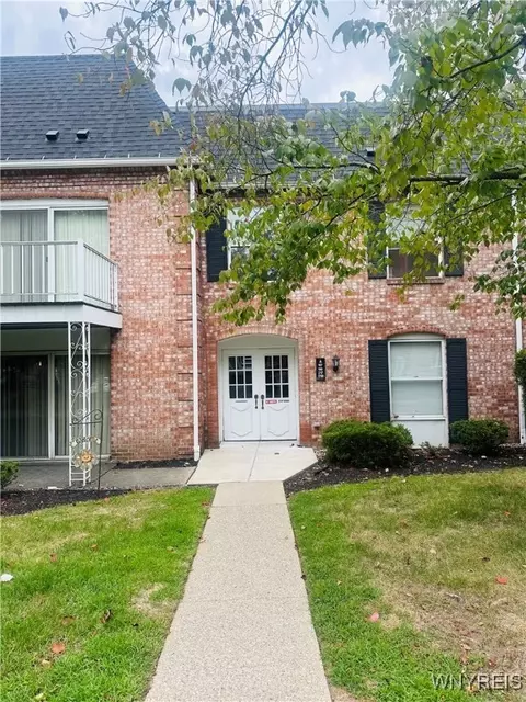 4545 Chestnut Ridge Rd #217A, Amherst, NY 14228
