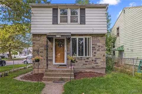 302 38th St, Niagara Falls, NY 14303