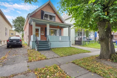 67 Gold St, Buffalo, NY 14206