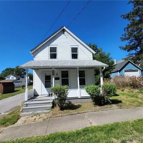 192 Cottage St, Lockport, NY 14094