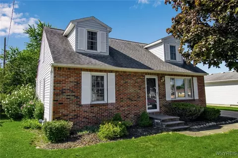 3457 Dolphin Dr, Buffalo, NY 14219