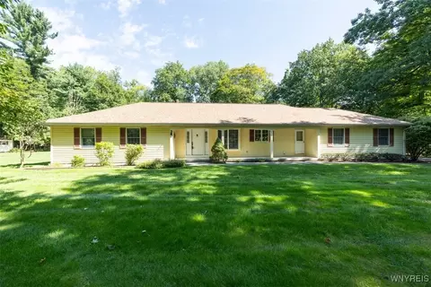 5175 Ellicott Rd, Orchard Park, NY 14127