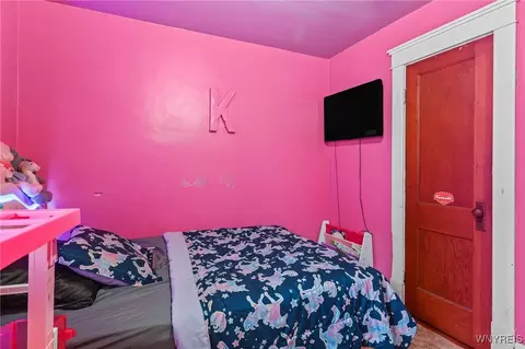 Bedroom - 96 Eckhert St, Buffalo, NY 14207 photo 3 of 9