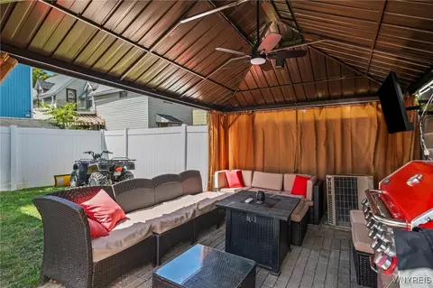 Exterior - 96 Eckhert St, Buffalo, NY 14207 photo 3 of 4
