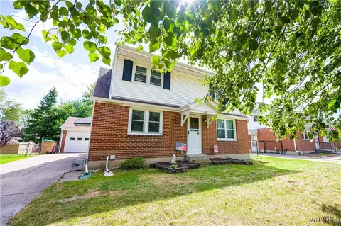 55 Balbach Dr, Cheektowaga, NY 14225