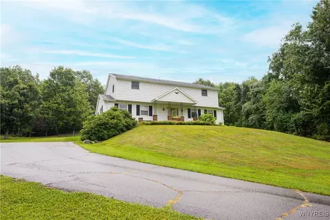 3508 Schintzius Rd, Eden, NY 14057