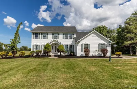 7695 Wohlhueter Rd, Colden, NY 14033