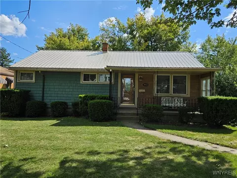 2653 Ontario Ave, Niagara Falls, NY 14305