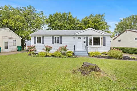 4324 Salem Dr, Buffalo, NY 14219