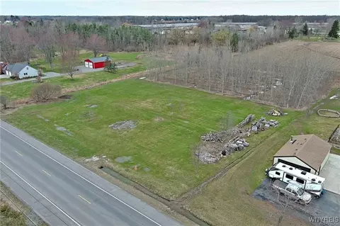 3719 Mapleton Rd, Wheatfield, NY 14132 photo 19