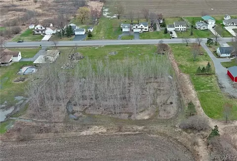 3719 Mapleton Rd, Wheatfield, NY 14132 photo 18