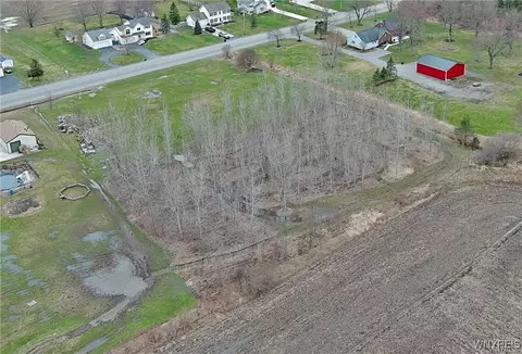 3719 Mapleton Rd, Wheatfield, NY 14132 photo 16