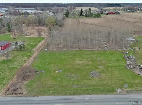 3719 Mapleton Rd, Wheatfield, NY 14132 photo 11