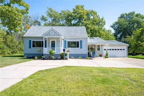 7559 Erie Rd, Evans, NY 14047
