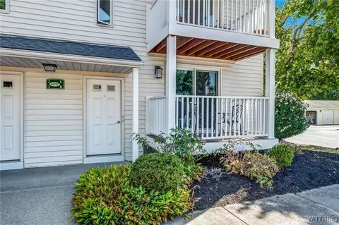 4617 Chestnut Ridge Rd #K, Amherst, NY 14228