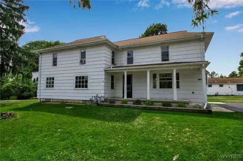 5140 Kraus Rd, Clarence, NY 14031