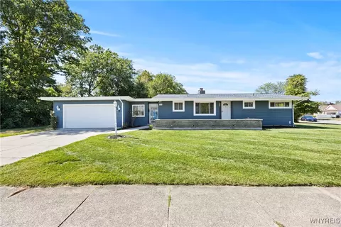1076 98th St, Niagara Falls, NY 14304