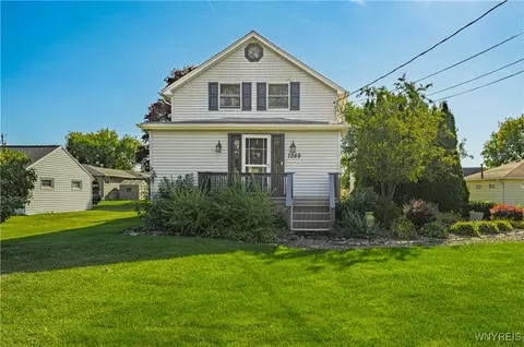 1049 Nash Rd, North Tonawanda, NY 14120