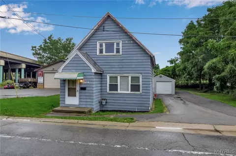 428 Indian Church Rd, West Seneca, NY 14224