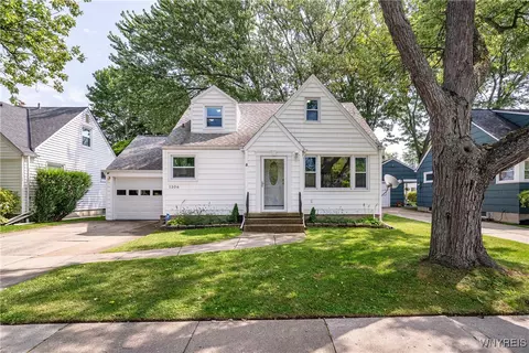 1306 Ellicott Creek Rd, Tonawanda, NY 14150