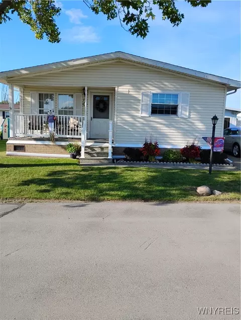 13 Juniper Ln #0, Cheektowaga, NY 14227