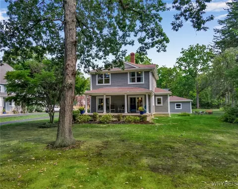 980 River Rd, Porter, NY 14174