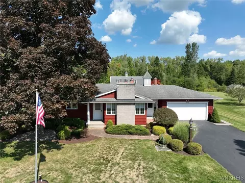 8580 Stahley Rd, East Amherst, NY 14051
