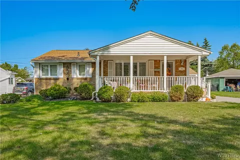 80 Gath Ter, Tonawanda, NY 14150