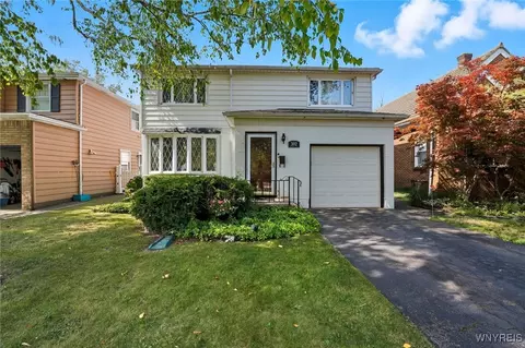 302 Hendricks Blvd, Amherst, NY 14226