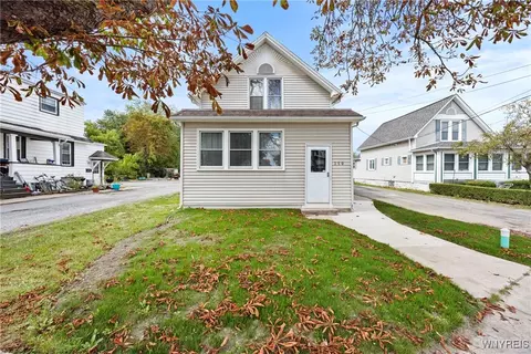 350 Grove St, Tonawanda, NY 14150