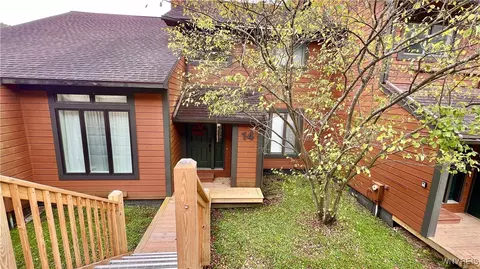 14 Stone Rdg, Ellicottville, NY 14731