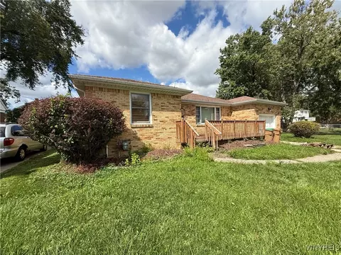 71 Alpine Pl, Cheektowaga, NY 14225
