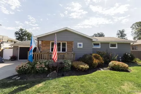 5131 Pittsburg St, Hamburg, NY 14075