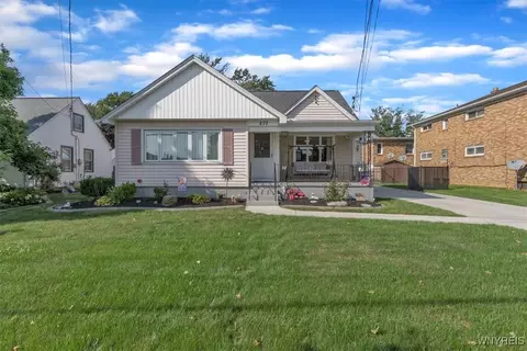 270 Parker St, Cheektowaga, NY 14206
