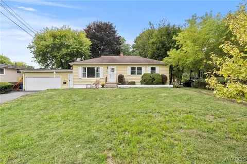 244 Tennyson Ter, Amherst, NY 14221