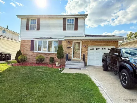 48 Springfield Ave, Tonawanda, NY 14150