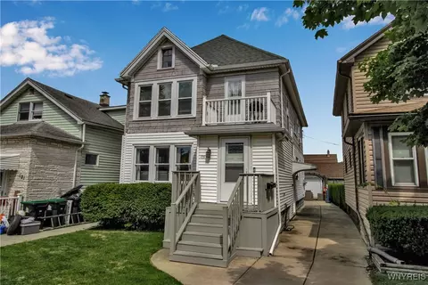 175 W Girard Blvd, Kenmore, NY 14217