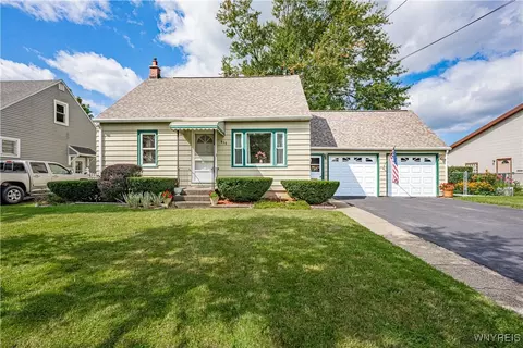 634 73rd St, Niagara Falls, NY 14304