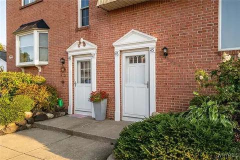 3905 Apt 46 Bowen Rd, Lancaster, NY 14086