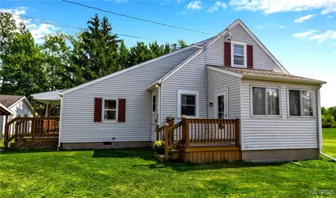 6257 Mann Rd, Royalton, NY 14001