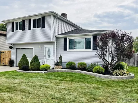 71 Basswood Dr, Cheektowaga, NY 14227
