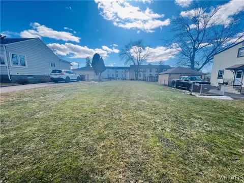 191 Evergreen Pl, Cheektowaga, NY 14225