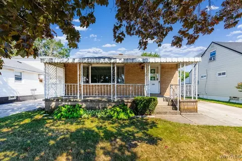 250 Dupont Ave, Tonawanda, NY 14150