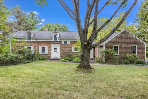 7690 Jewett Holmwood Rd, Orchard Park, NY 14127