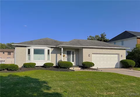 148 Patton Pl, Amherst, NY 14221