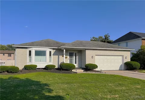 148 Patton Pl, Amherst, NY 14221