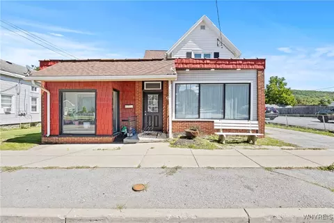 248 S Main St, Warsaw, NY 14569