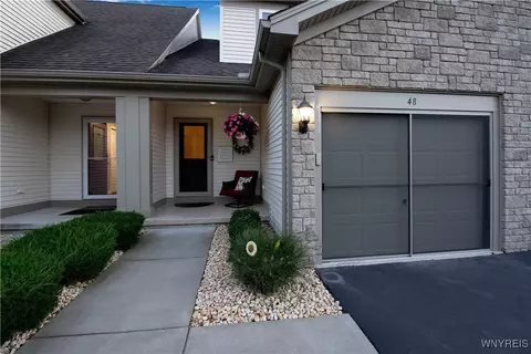 48 Denton Dr, Lancaster, NY 14086