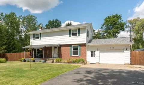 4098 E Robinson Rd, Amherst, NY 14228